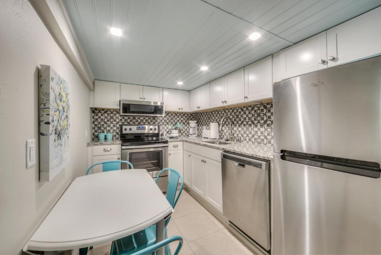 Matanzas Retreat On The Canal Fort Myers Beach Exterior foto