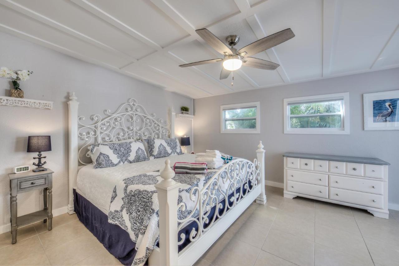 Matanzas Retreat On The Canal Fort Myers Beach Exterior foto
